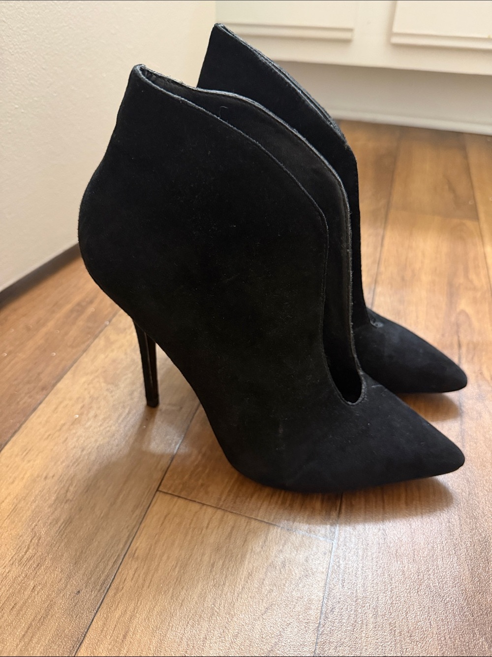 Steve Madden Black Suede Pointed Stiletto Ankle Booties